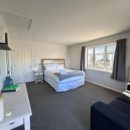 Self-Contained Wanaka Guesthouse